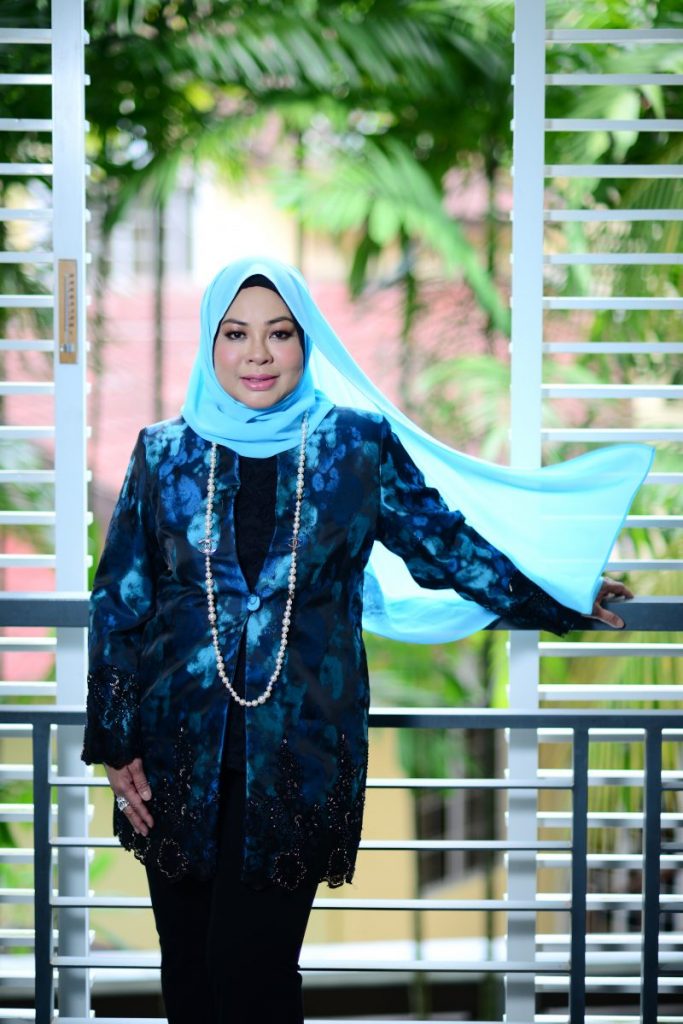 "Jika Hendak Berjaya, Selalu Ingat Asal Usul & Jangan Besar Kepala