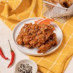 DOME’S K-POP CRISPY CHICKEN