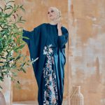 050822 – NaelofarHijab 12