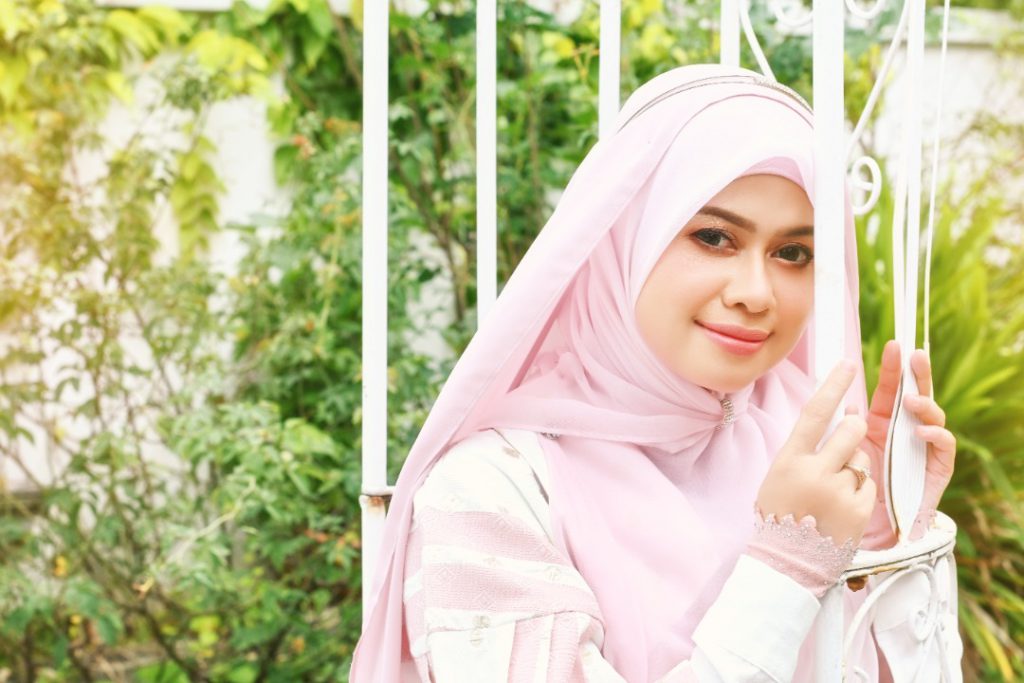 27 Tahun Kahwin & Ada 3 Anak Bijak, CHEMPAKA EMALIN PAHAMIN Wanita ...