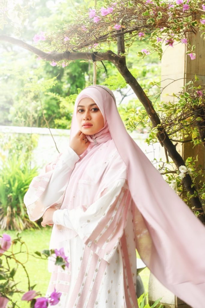27 Tahun Kahwin & Ada 3 Anak Bijak, CHEMPAKA EMALIN PAHAMIN Wanita ...