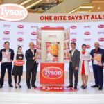 (L-R) Malaysian actress and model – Zahirah Macwilson, Managing Director of Tyson Foods Malaysia – Mr. Victor Sim, Chef Anis Nabilah, President at Tyson Foods Asia Pacific – Mr. Tan Sun, Vice President o (1)