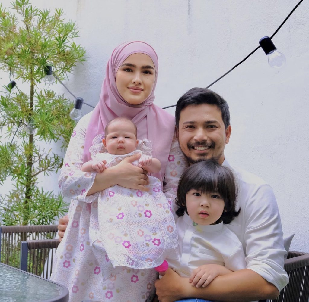 Makin Berseri Selepas Bergelar Ibu Anak 2, Gaya ELFIRA LOY Dalam Busana ...