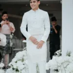 With one lafaz, Alhamdulillah. we’re officially husband and wife #EykaAkhyarnya Wedding Planner, Decorator & Coordinator – @weddingsbyemma Emcee – @emceesyukri & – @jimmychooBouquet – @bebunga_bloomHantara (2)
