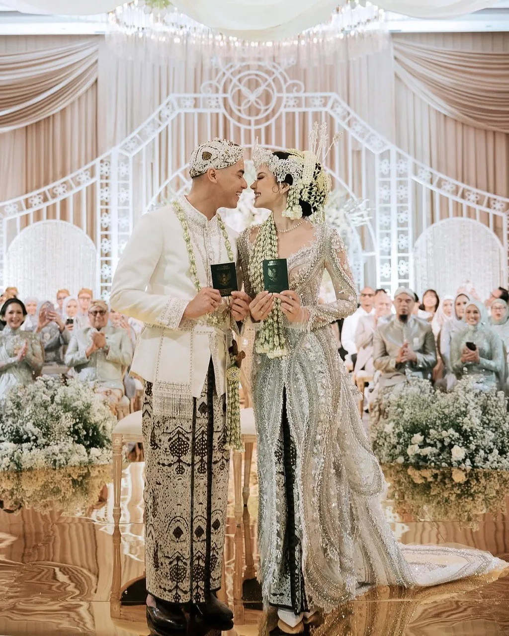 Kisah Cinta Al Ghazali & Alyssa Daguise Ibarat ‘Roller Coaster’ Penuh Dengan Liku Serta Kejutan