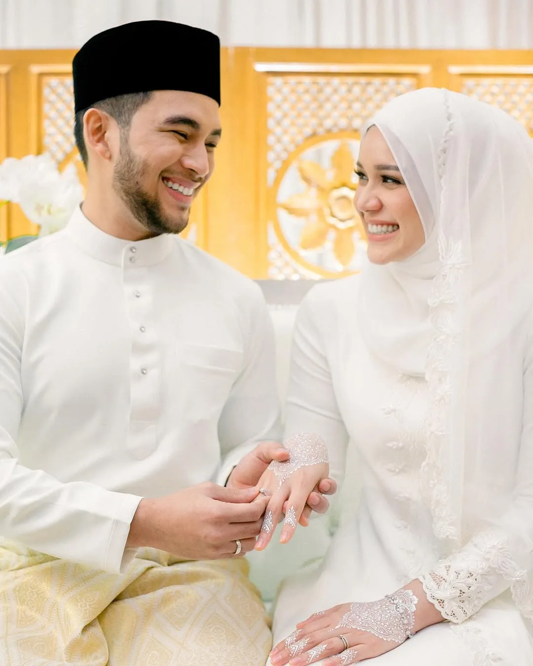 Bergelar Doktor Gigi & Miliki Wajah Ayu, Dr Ruhila Roslan Warisi Gen Cantik Puan Sri Normala Samsudin!