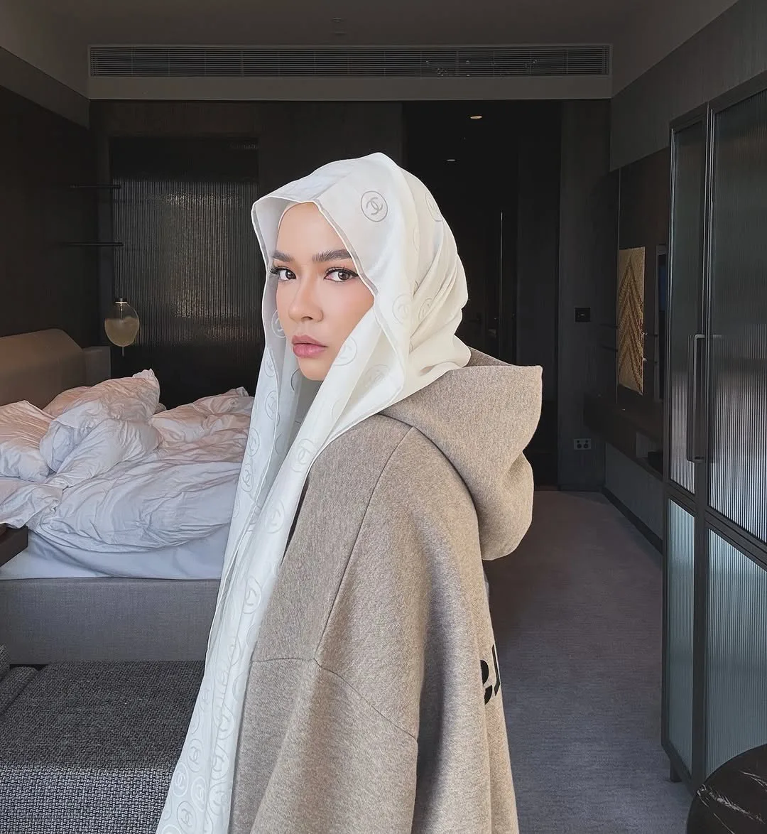 Gaya ‘Remaja’ NORA DANISH Sering Curi Tumpuan, Bukti Usia Bukan Halangan Untuk Berfesyen