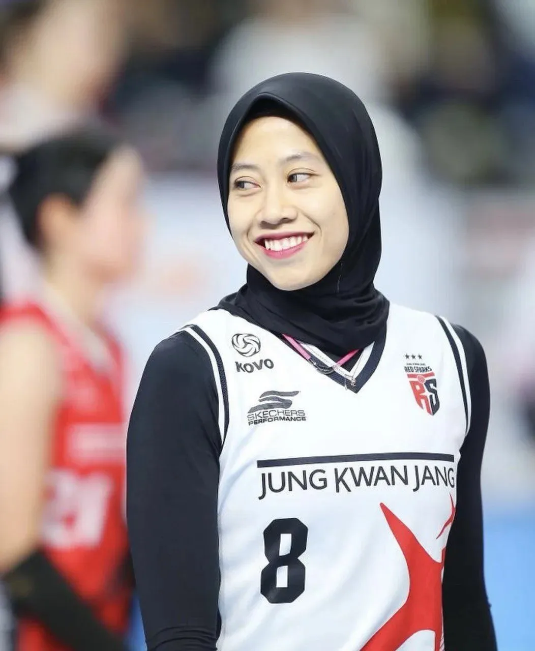Atlet Bola Tampar MEGAWATI HANGESTRI Kini Berstatus Isteri, Anggun Dengan Kebaya Penuh Labuci