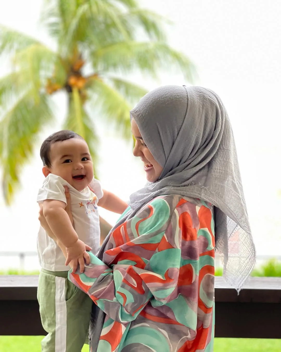 Bergelar Doktor Gigi & Miliki Wajah Ayu, Dr Ruhila Roslan Warisi Gen Cantik Puan Sri Normala Samsudin!