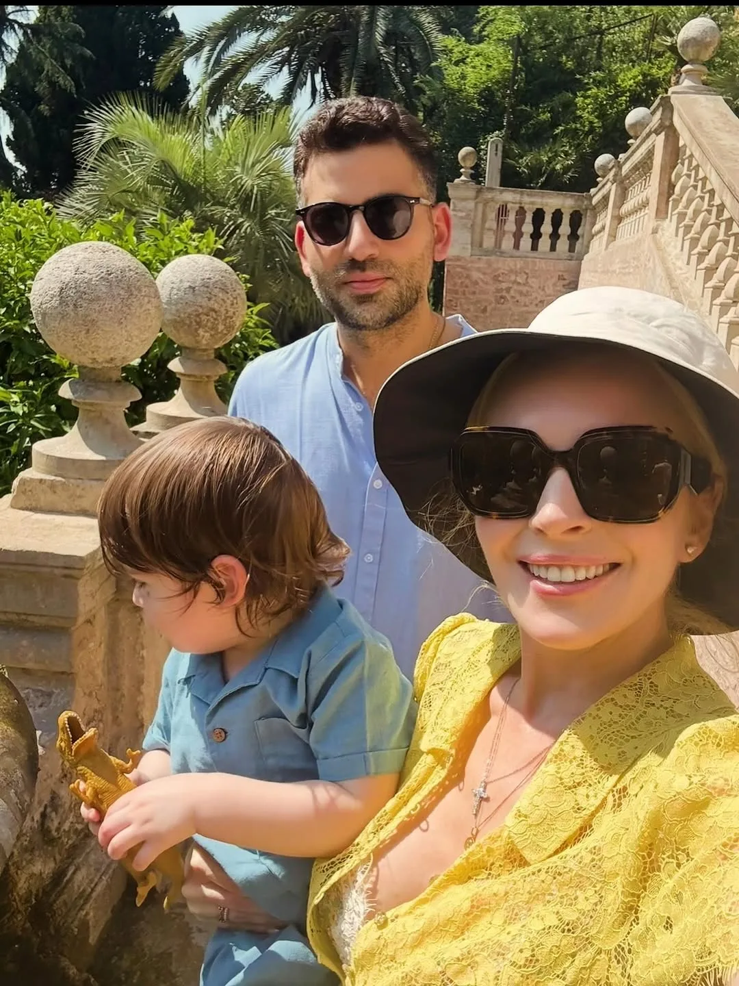 Lindsay Lohan Makin Jelita Selepas Jadi Ibu & Isteri, Bukti Wanita Di Tangan Lelaki Yang Tepat 16 Lindsay Lohan Makin Jelita Selepas Jadi Ibu & Isteri, Bukti Wanita Di Tangan Lelaki Yang Tepat