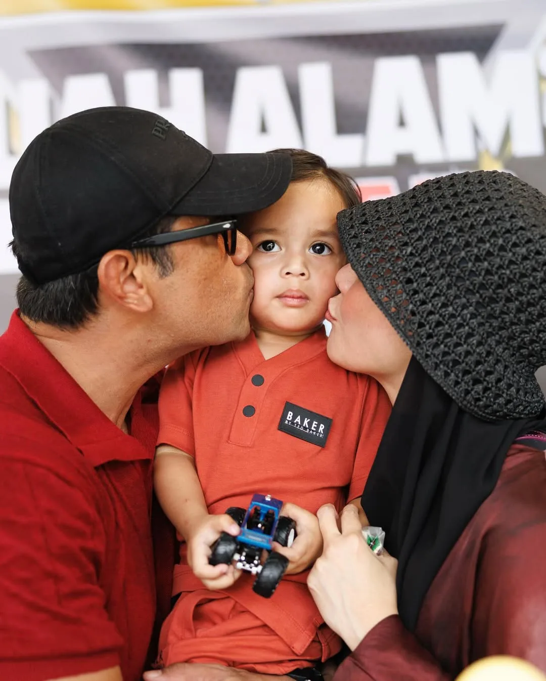 Tuah Alam Genap 2 Tahun, Datuk Remy Ishak & Datin Ezza Rai Birthday Anak Meriah Macam Pesta!