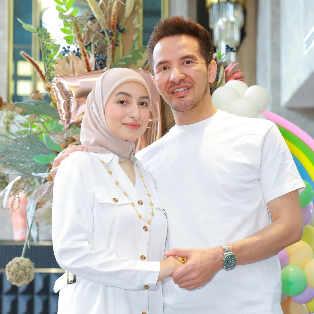 Berwajah Ayu, Humble & Jelita, Datin Balqish Suri Hati Dato’ Azril Bangga Kejayaan Suami & Bahagia Jadi Ibu 4 Anak!