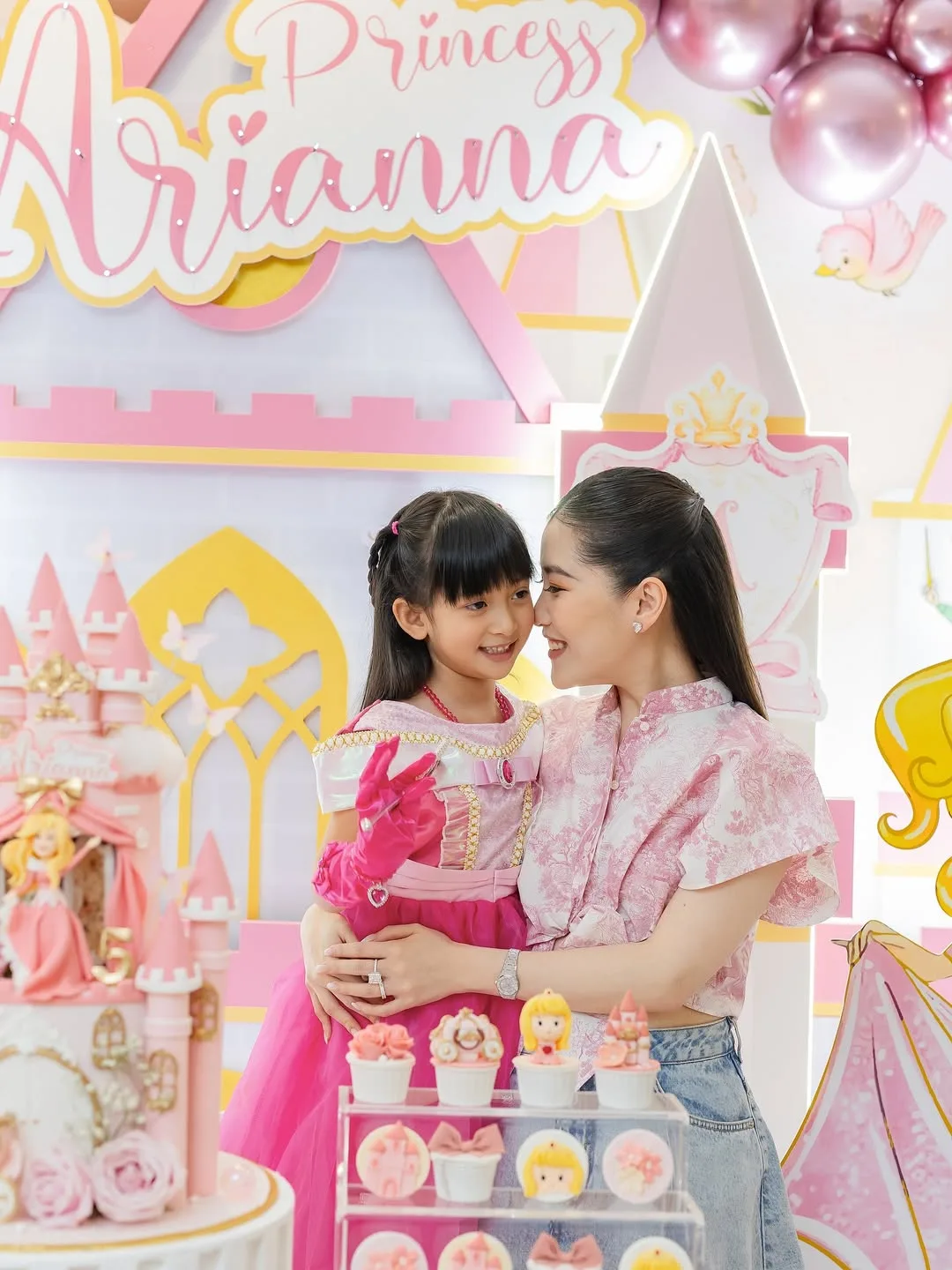 Cucu Billionaire, Arianna Kyla Buah Hati Chryseis Tan Genap Usia 5 Tahun & Bakal Dapat Adik Lagi!