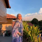 Okay seems like the best time to clear my draft lol.This @hanimokhta kebaya set is every outfit-