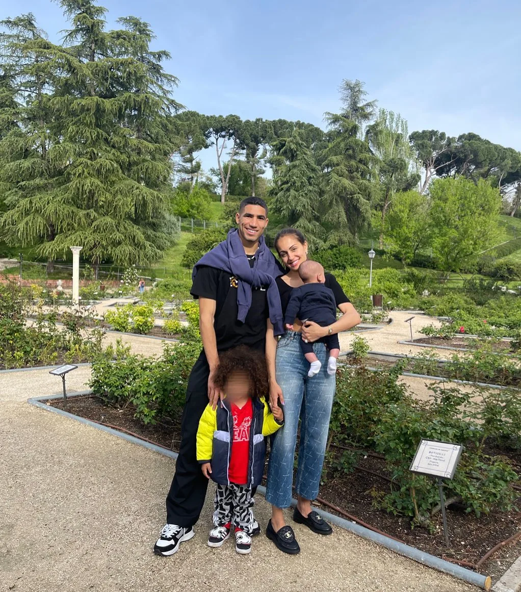 Raih Gaji RM1.4 Juta Seminggu, Achraf Hakimi Beri Kepercayaan Ibu Urus Hartanya! “Ibu Sayang Kita Sama Ada Berharta Atau Tidak.”