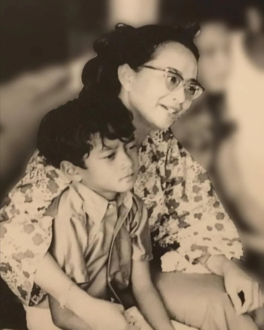 Sisi Romantik Tun Mahathir, Mukhriz Dedah Bapa Lafaz Cinta Buat Tun Hasmah Ketika Main Scrabble!