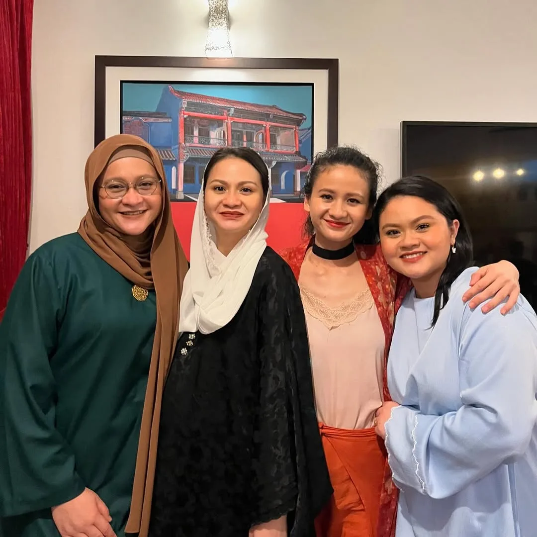 “16 Years Without You,” Sharifah Amani Tak Pernah Lupa Jasa Allahyarham Yasmin Ahmad, Insan Yang Bantu Lonjakkan Namanya!