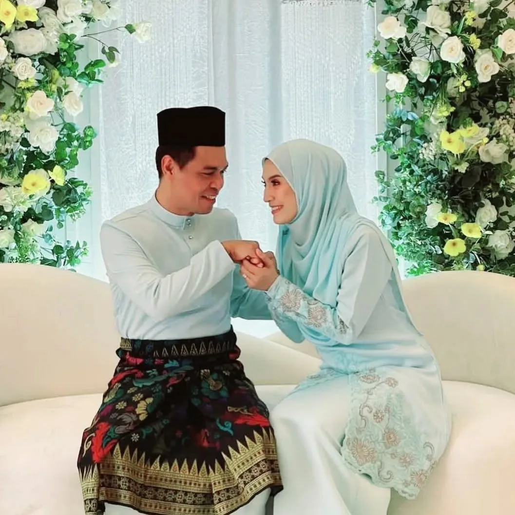 Bangga Jadi Anak Tukang Jahit, Lisdawati Saksi Ibu Jahit & Jual Telekung Demi Besarkan Adik-Beradik!