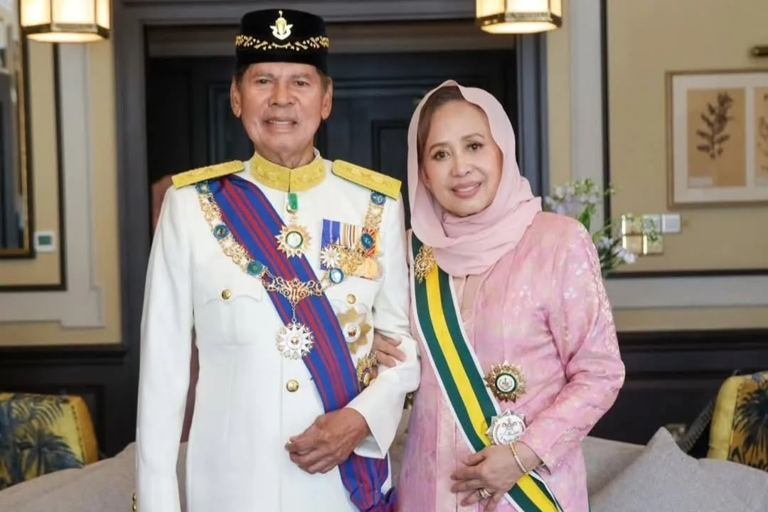 Jelita Usia 77 Tahun & Nenek 7 Cucu, Terpikat Wajah Awet Muda Toh Puan Raja Noora Isteri Yang Di-Pertua Negeri Pulau Pinang!