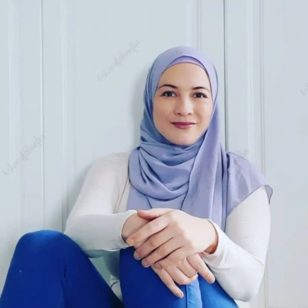 Keturunan Melayu-Inggeris, Sharifah Sofia Anggun Usia 40 & Bahagia Galas Tugas Ibu 2 Anak!