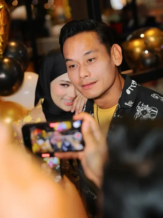 “Tak Selamanya Kita Di Atas..” Dari Pelakon Kini Usahawan Kedai Kopi, FASHA SANDHA Teruja Terokai Peluang Bisnes