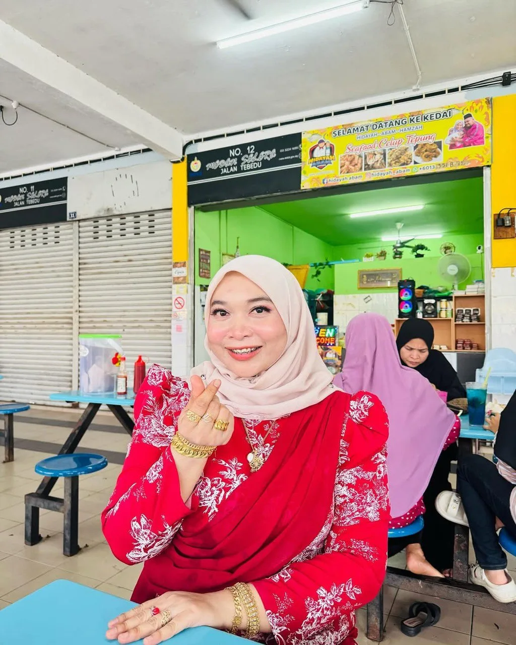 Bisnes Makin Maju HIDAYAH HAMZAH Kini Usahawan Sukses, Mampu Berdiri Di Atas Kaki Sendiri