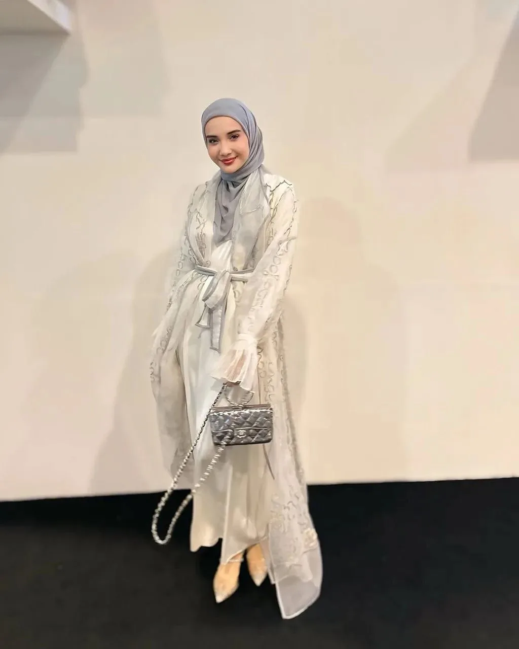 ZASKIA SUNGKAR Lambang ‘Fashion Trendsetter’ Wanita Moden Yang Sederhana Namun Stylish!