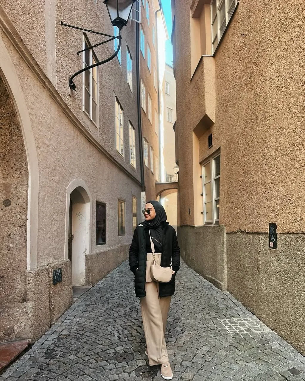 ZASKIA SUNGKAR Lambang ‘Fashion Trendsetter’ Wanita Moden Yang Sederhana Namun Stylish!