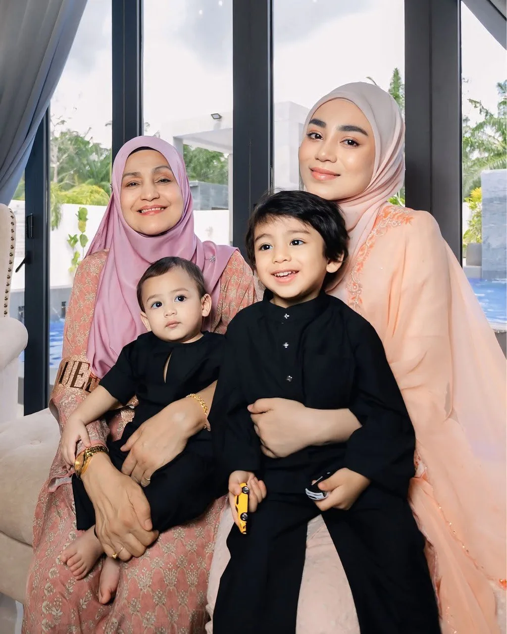 “Menangis Teresak-Esak, Bantal Aku Basah.” Mimpi Arwah Abang Tersayang UYAINA Luah Rasa Rindu