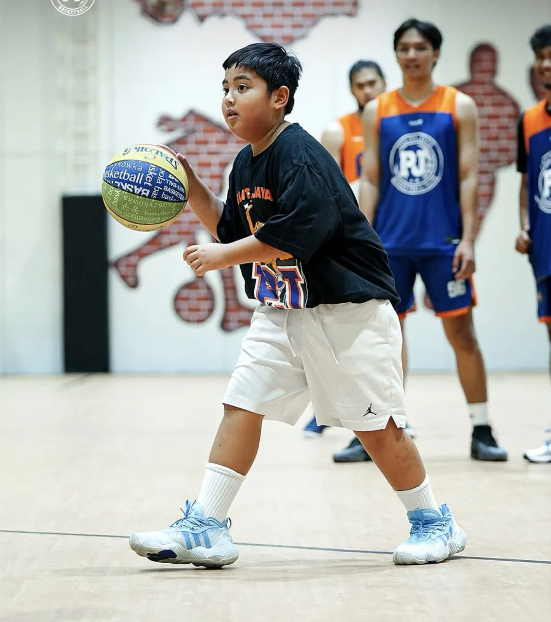 Demi Pendidikan Anak NIA RAMADHANI Ambil Keputusan Pindah Ke Singapura