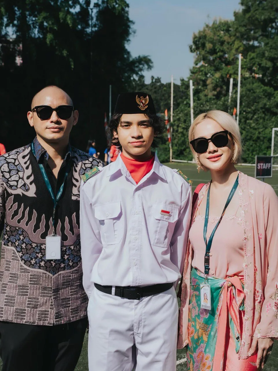 Anggun Berkebaya Merah Jambu, Bunga Citra Lestari Curi Tumpuan Pada Acara Ulang Tahun ke-80 Indonesia 22 Anggun Berkebaya Merah Jambu, Bunga Citra Lestari Curi Tumpuan Pada Acara Ulang Tahun ke-80 Indonesia