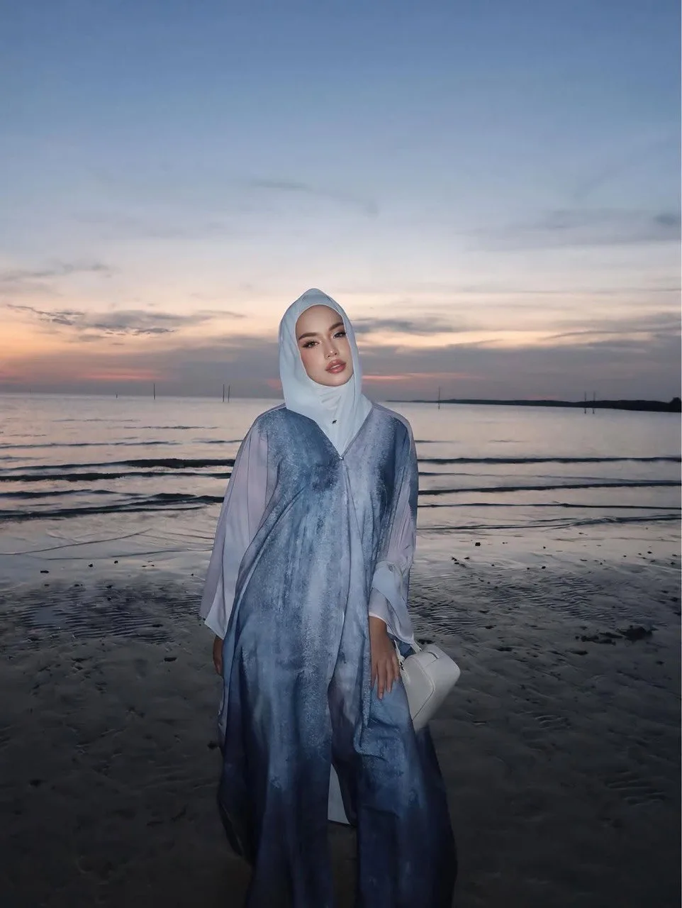 “Hati Saya Berubah Sekelip Mata” SABY ROSE Kini Manis Bertudung & Berpakaian Labuh, Pemergian Bapa Jadi ‘Turning Point’