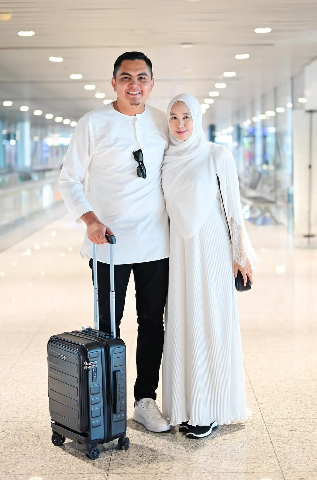 Bergelar Doktor Gigi & Ada Klinik Sendiri, Kejayaan Suri Hati Datuk Dr Akmal Saleh Ini Jadi Inspirasi!