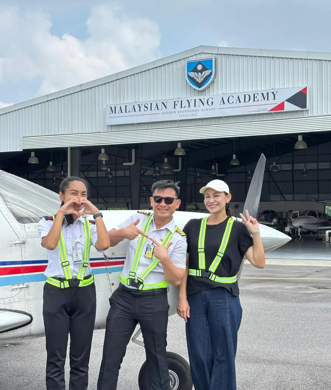 “Alhamdulillah, Congrats My Ellisa,” Pelakon Aleza Shadan Luah Rasa Syukur Anak Gadis Bakal Jadi Pilot!