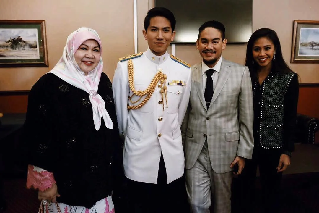 Bekas Isteri Sultan Brunei & Pramugari Brunei Royal Airlines, YM Datin Paduka Seri Dayang Hajah Mariam Anggun Usia 69!