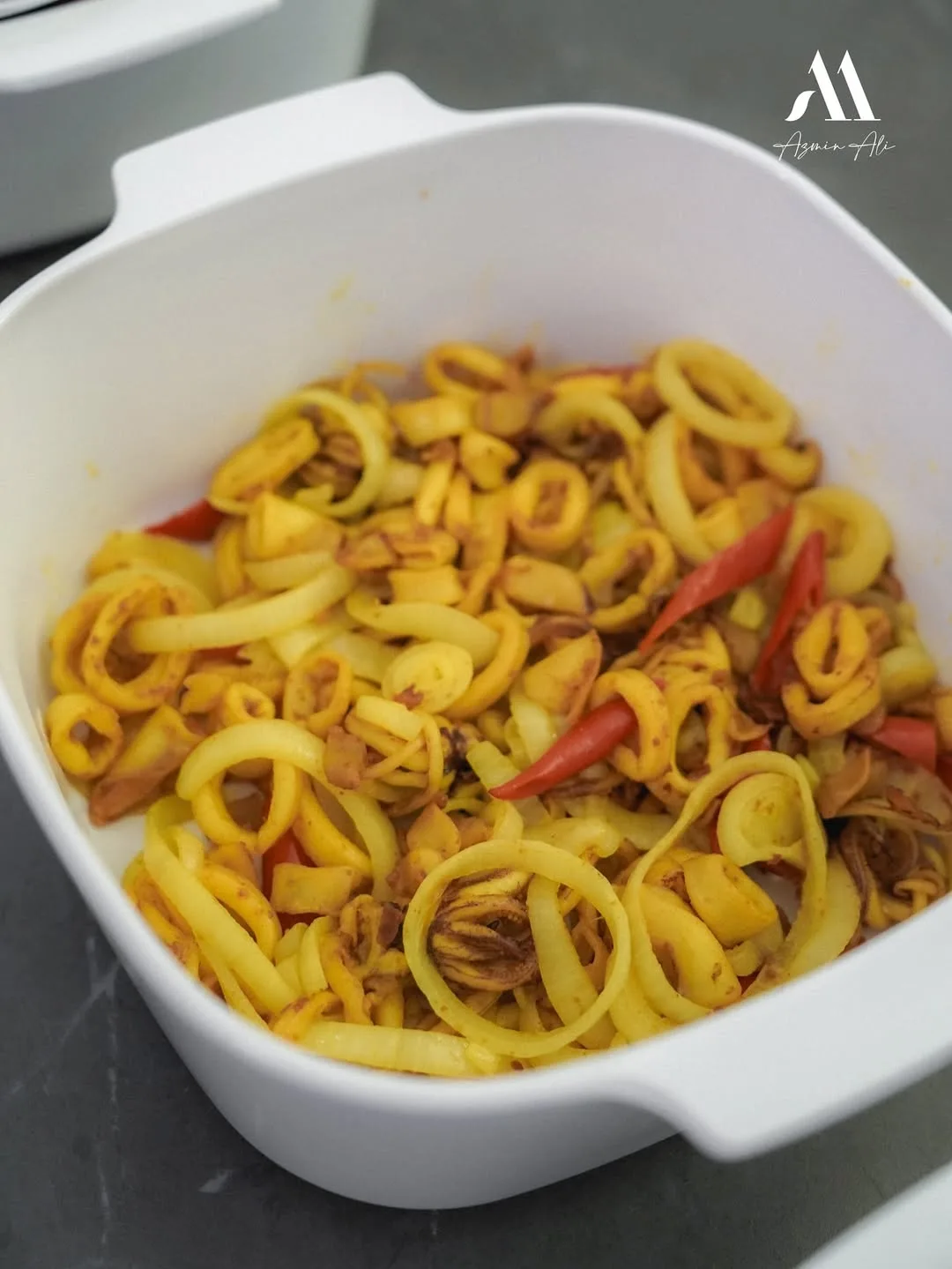 Masak Sotong Goreng Kunyit Sempena Birthday Isteri ke-60, Dato' Seri Azmin Ali Mahir Memasak & Ada 7 Cucu 19 Masak Sotong Goreng Kunyit Sempena Birthday Isteri ke-60, Dato’ Seri Azmin Ali Mahir Memasak & Ada 7 Cucu