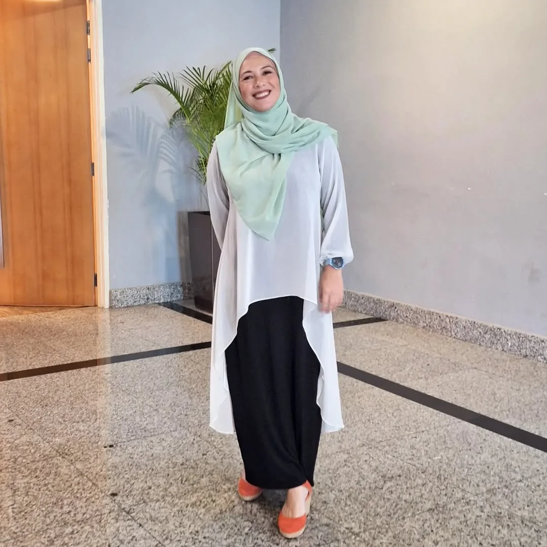 Keturunan Melayu-Inggeris, Sharifah Sofia Anggun Usia 40 & Bahagia Galas Tugas Ibu 2 Anak!