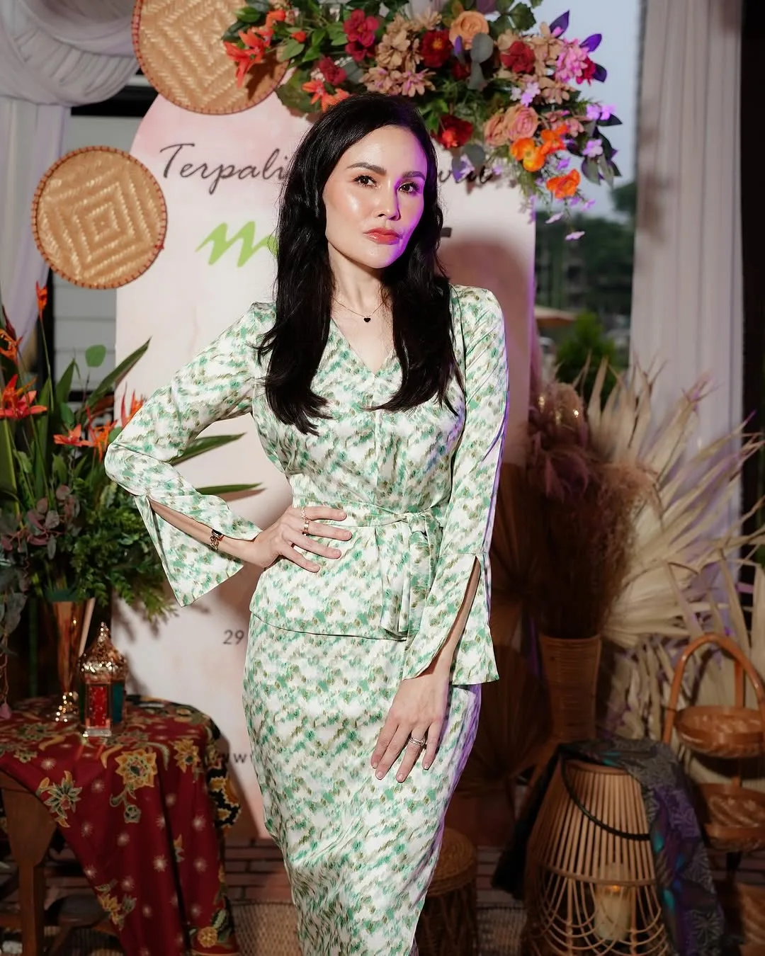 Meniti Usia 47 Tahun Che Puan Sarimah Ibrahim Kongsi 'Rahsia' Kekal Menawan & Langsing 17 Meniti Usia 47 Tahun Che Puan Sarimah Ibrahim Kongsi ‘Rahsia’ Kekal Menawan & Langsing