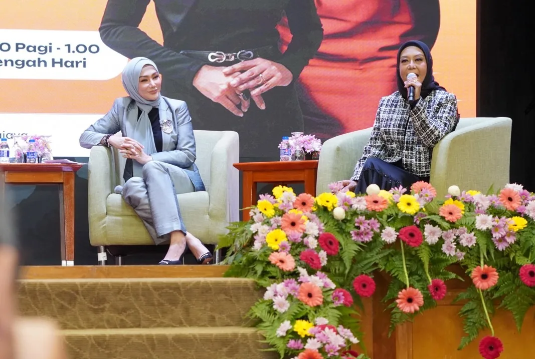 Seminar Usahawan Wanita Bestari 2025: Memacu Pemerkasaan Wanita Dalam Era Digital Patuh Syariah