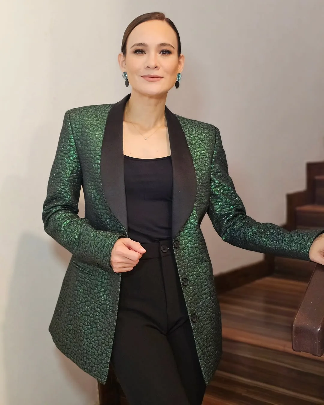 Aktif Usia 44 Tahun, Aishah Sinclair Bahagia Usia Perkahwinan Cecah 19 Tahun & Ibu 2 Anak!