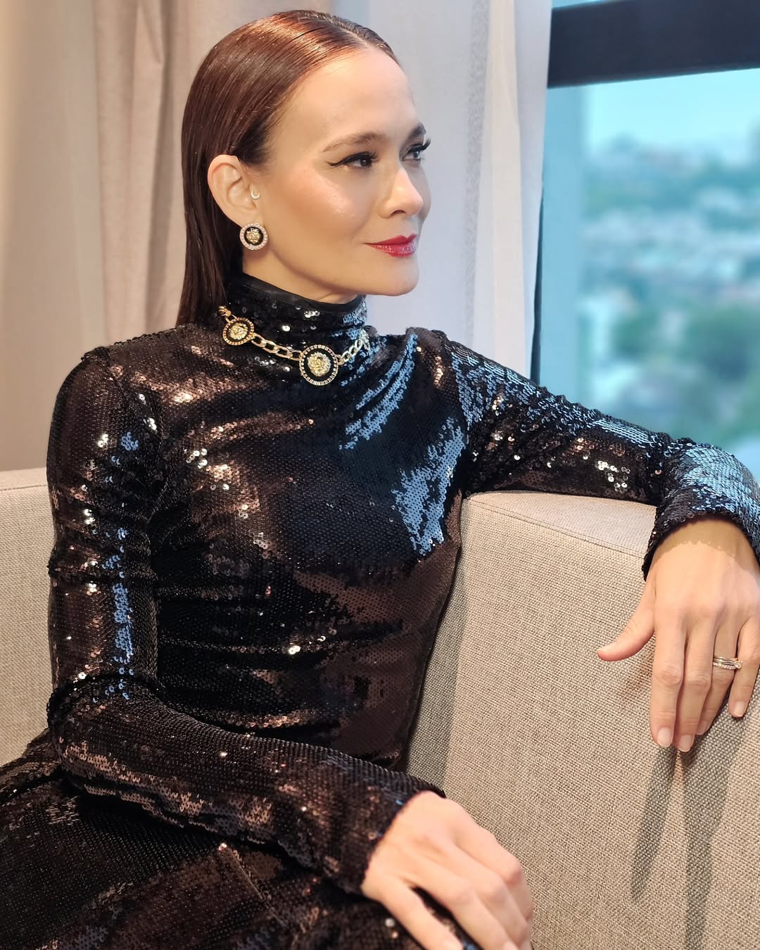 Aktif Usia 44 Tahun, Aishah Sinclair Bahagia Usia Perkahwinan Cecah 19 Tahun & Ibu 2 Anak!