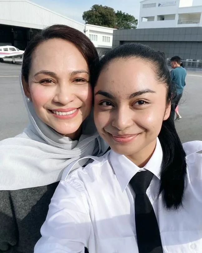 “Alhamdulillah, Congrats My Ellisa,” Pelakon Aleza Shadan Luah Rasa Syukur Anak Gadis Bakal Jadi Pilot!