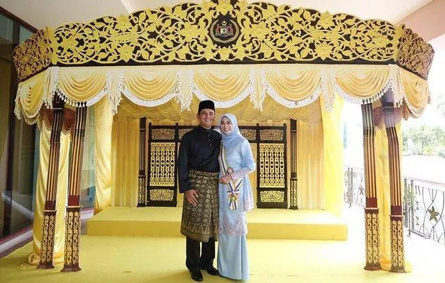 Anak Bekas Ketua Menteri Melaka, Datuk Dira Abu Zahar Ikut Jejak Arwah Bapa Berbakti Untuk Masyarakat!