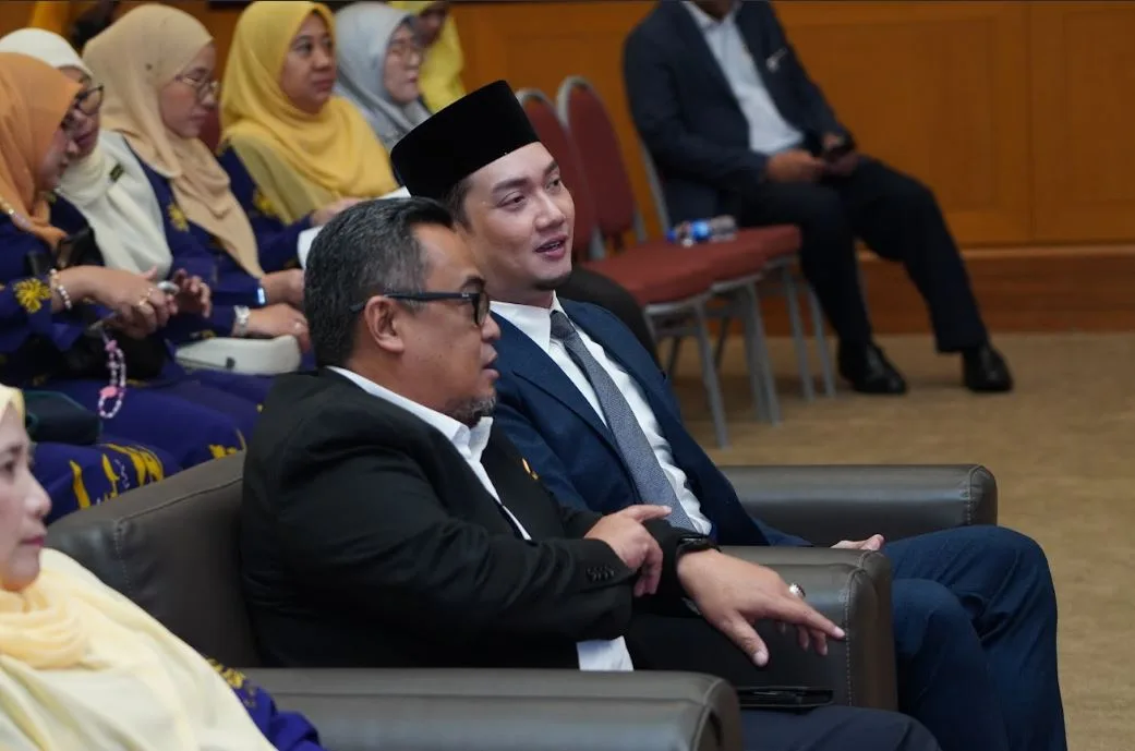 Seminar Usahawan Wanita Bestari 2025: Memacu Pemerkasaan Wanita Dalam Era Digital Patuh Syariah