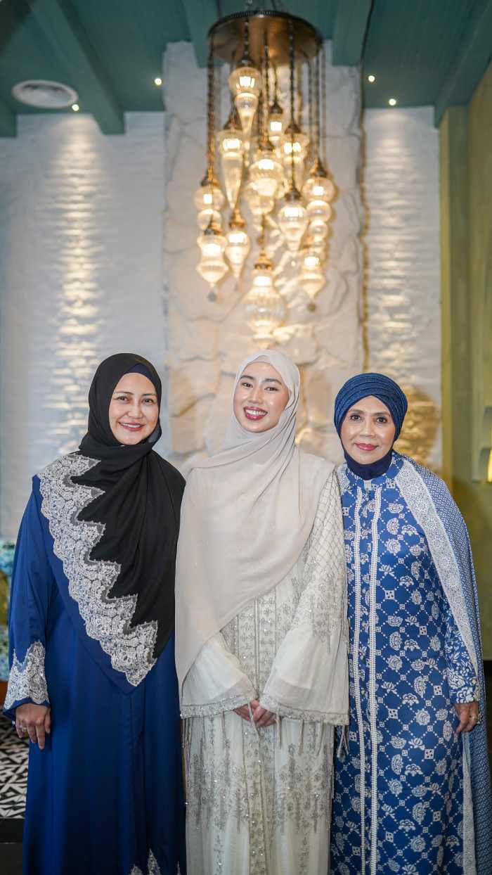 Lembutnya Wajah Bakal Menantu Tg Zawyah & Siti Nurhaliza, Izza Atirah Shirafuddin Berdebar Hitung Hari Bahagia