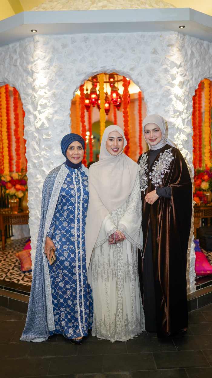 Lembutnya Wajah Bakal Menantu Tg Zawyah & Siti Nurhaliza, Izza Atirah Shirafuddin Berdebar Hitung Hari Bahagia