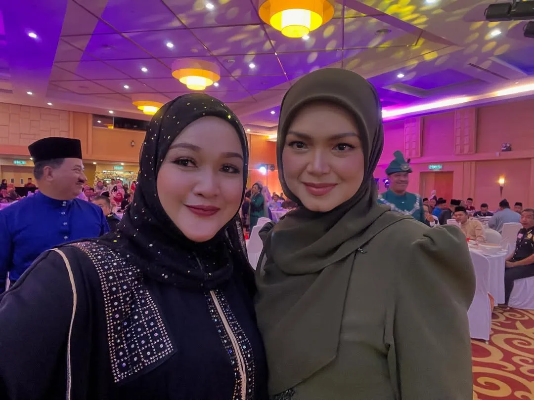 Masih Aktif Nyanyi & Dah Ada 2 Cucu, Ismaliza Kakak Tomok Ini Tampil Jelita Usia 46 Tahun!
