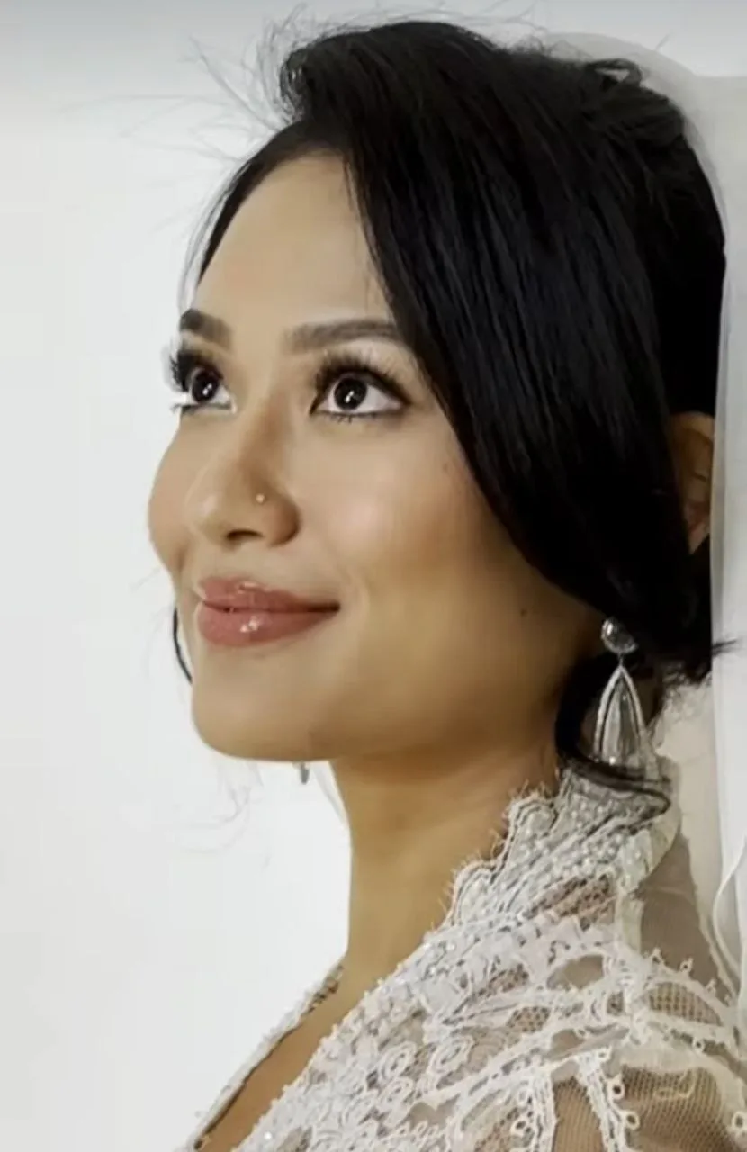 Cantik Persis Ratu, Hani Karmila Puteri Kesayangan Puan Sri Tiara Ini Sah Bergelar Isteri!