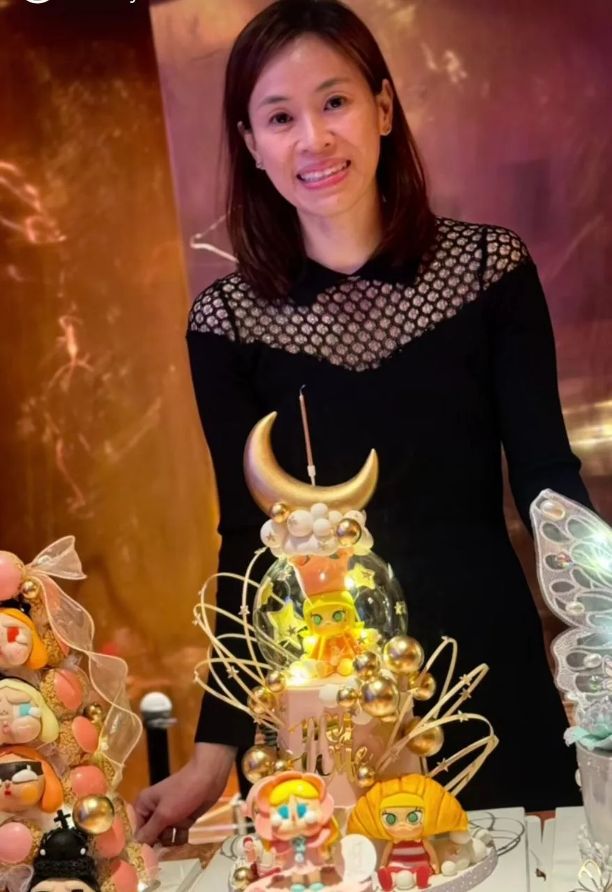 Lahirkan 3 Anak Lelaki & Setia Di Sisi Suami, Datuk Seri Chong Wei Hargai Pengorbanan Isteri Datin Seri Mew Choo!