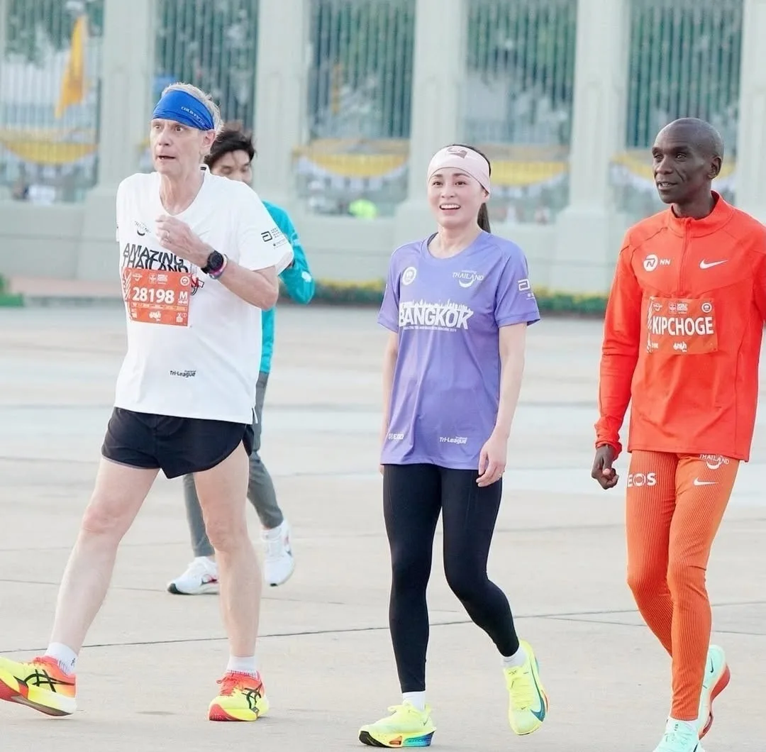 Cantik Asli Usia 47 Tahun, Permaisuri Suthida Bekas Pengawal Peribadi Diraja Pikat Hati Raja Thailand!